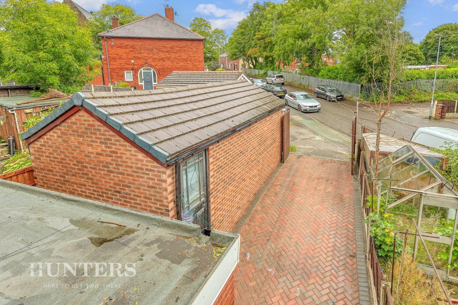 Springbank, Chadderton