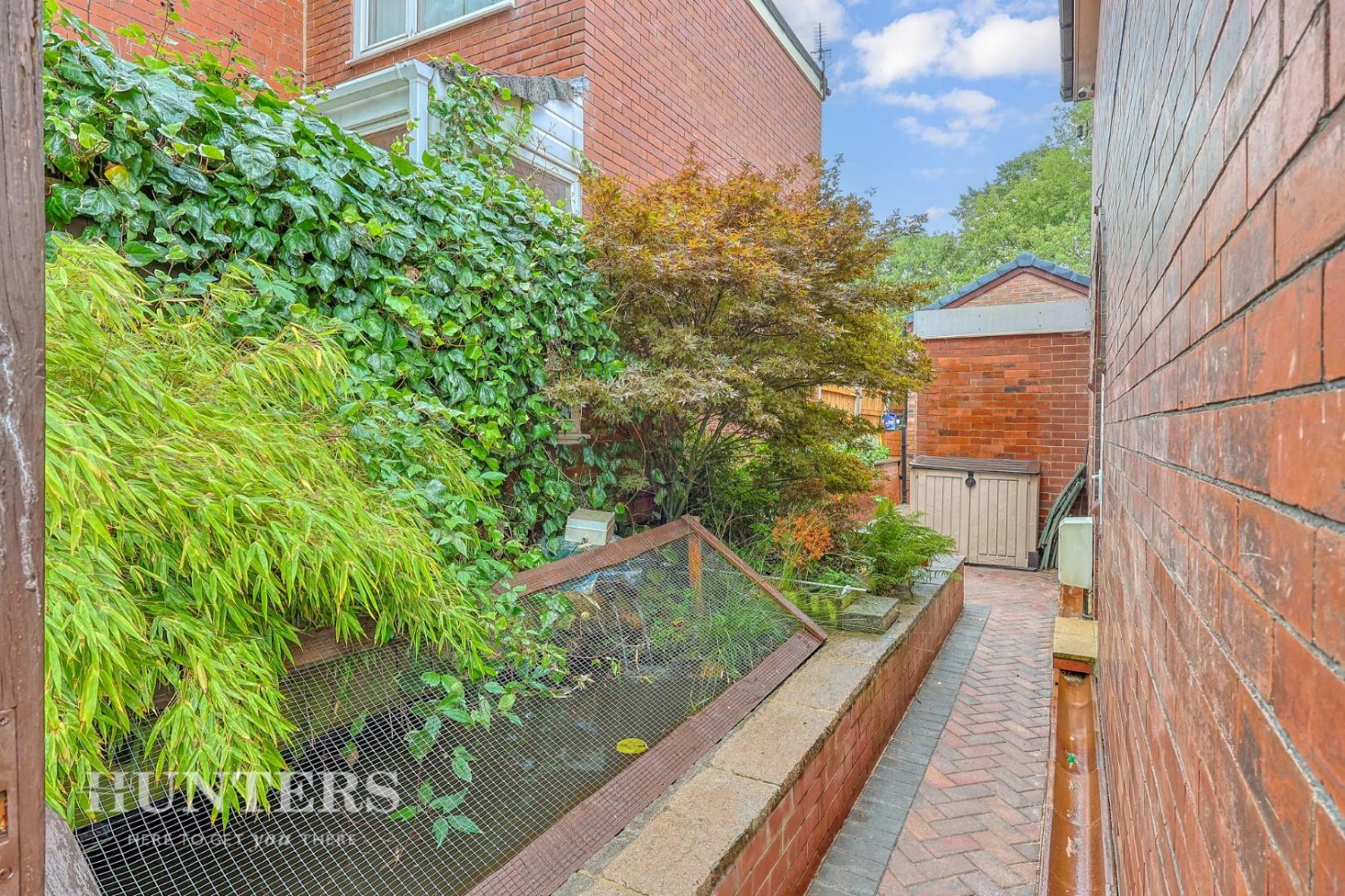 Springbank, Chadderton