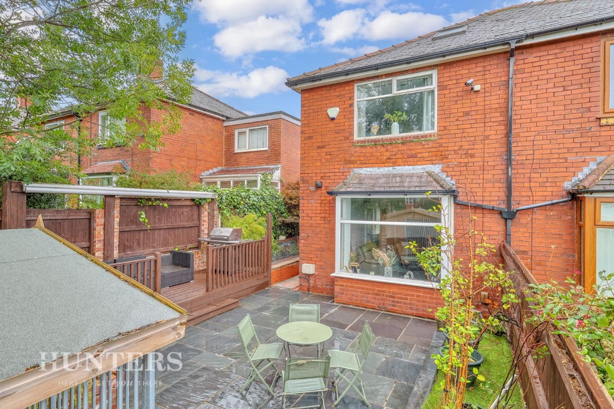 Springbank, Chadderton