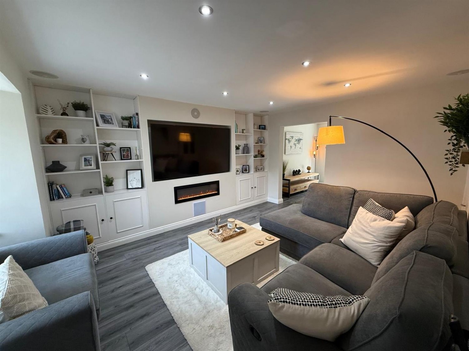 Sunderland Drive, Amblecote, Stourbridge, DY8 4LD