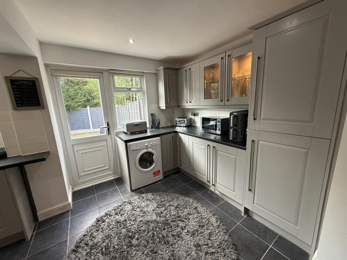 Sunderland Drive, Amblecote, Stourbridge, DY8 4LD