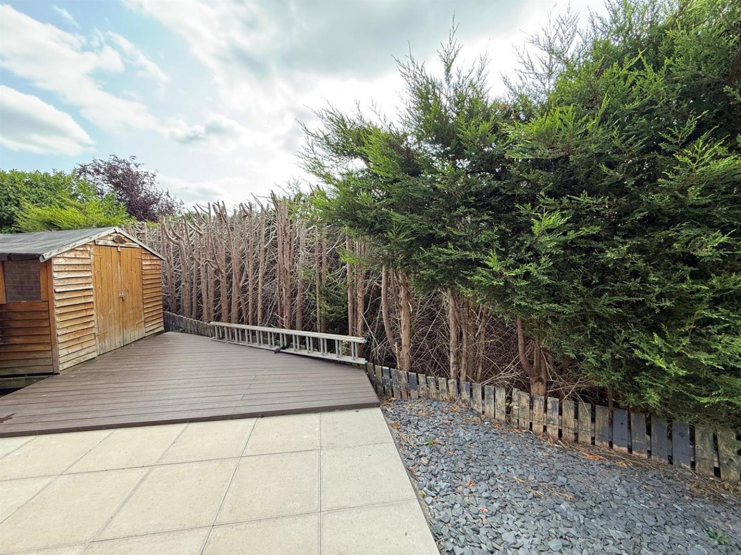 Sunderland Drive, Amblecote, Stourbridge, DY8 4LD