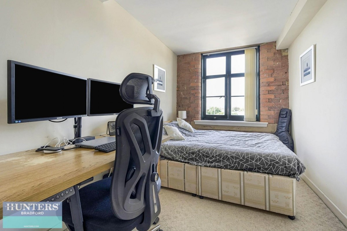 20-22, Mill Street Bradford, BD1 4AB