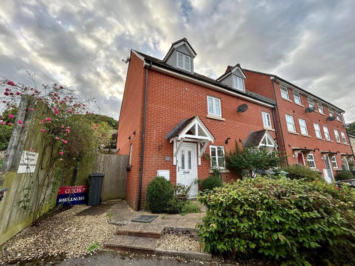 Legion Close , Dursley, GL11 4LT