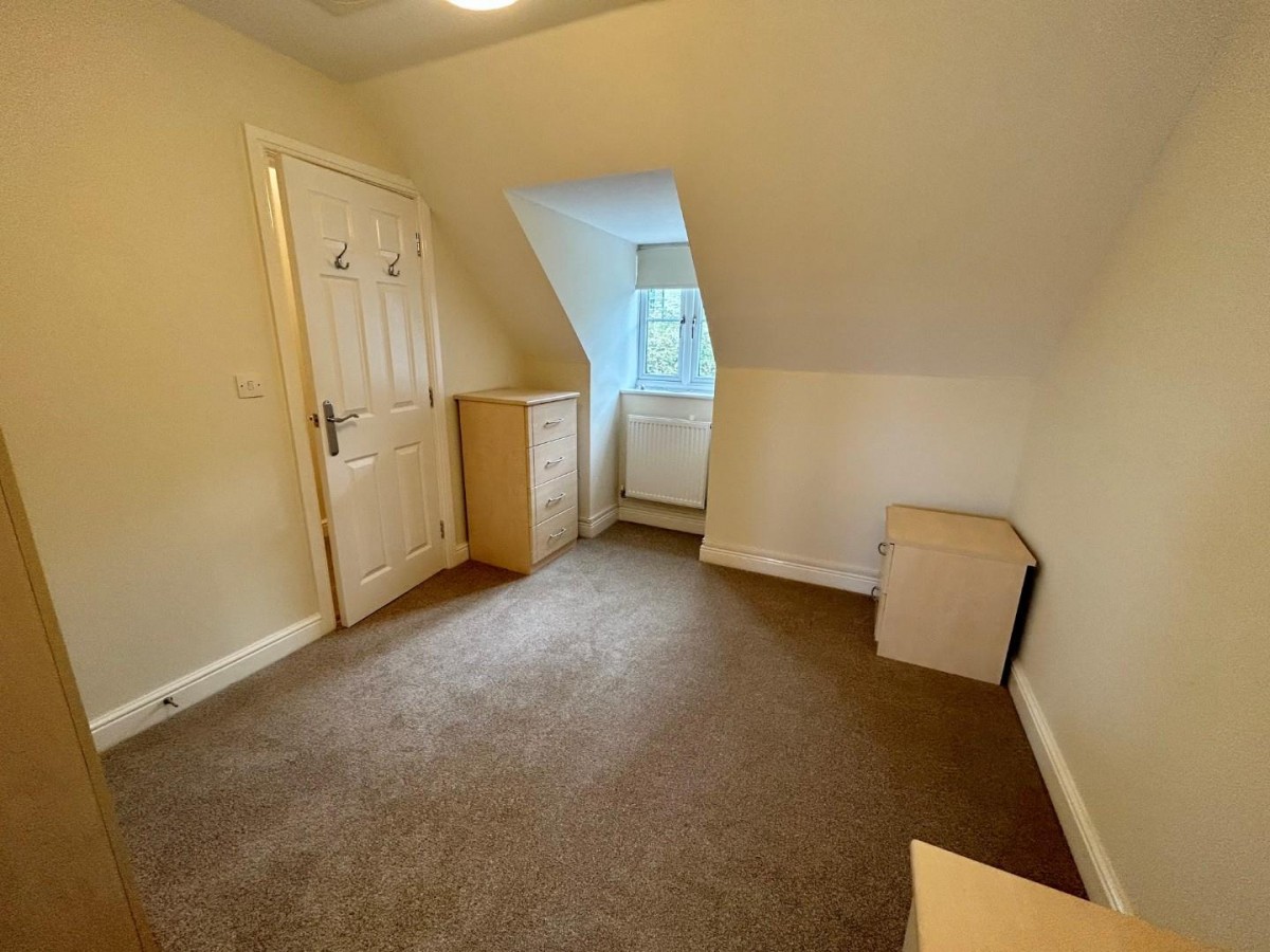 Legion Close , Dursley, GL11 4LT