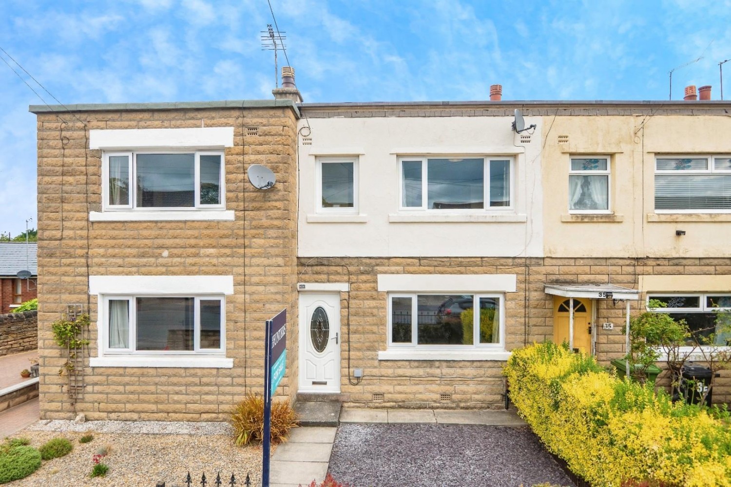 Newlands, Farsley