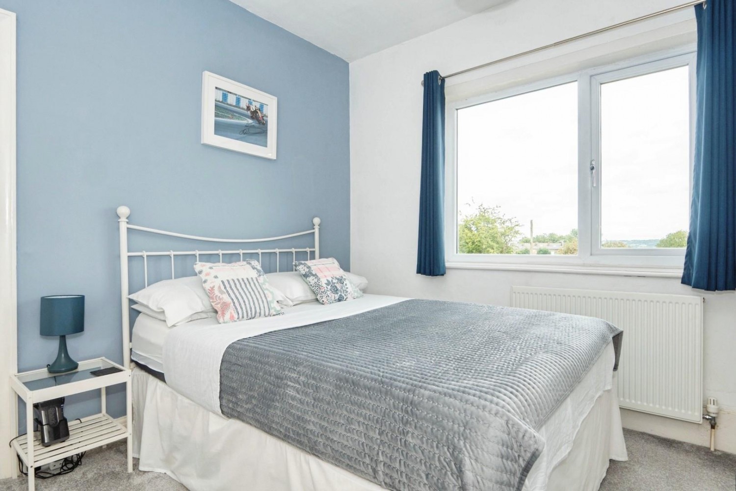 Newlands, Farsley