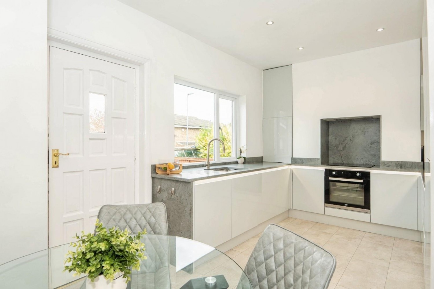Newlands, Farsley