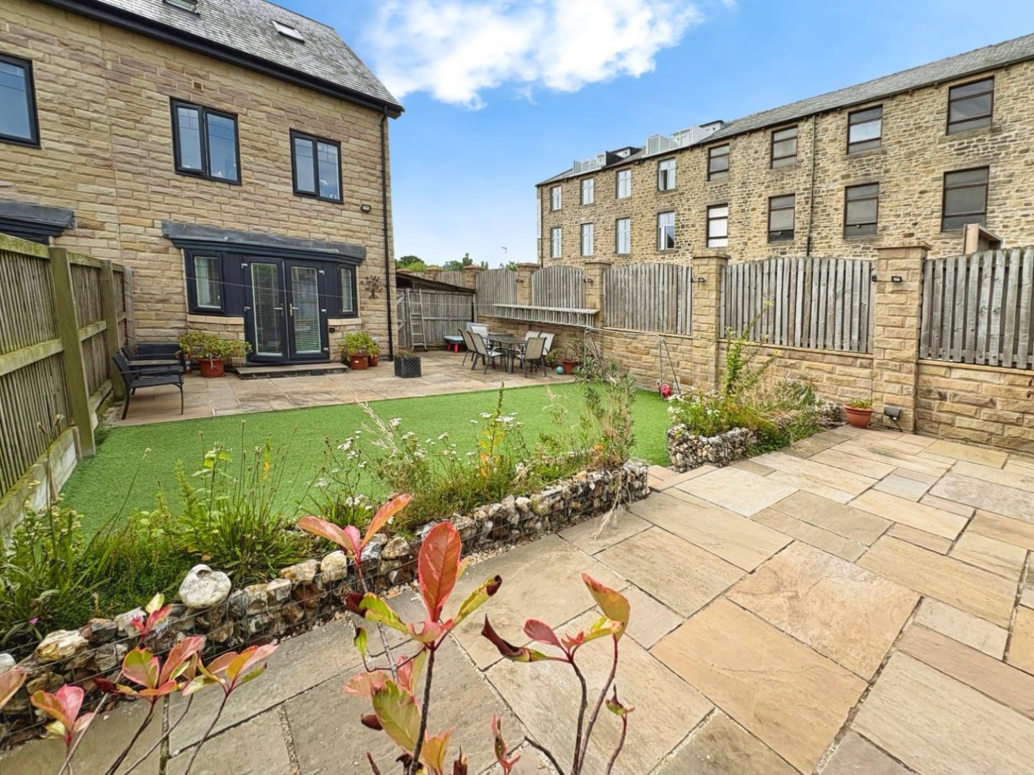 Broadstones, Salterforth