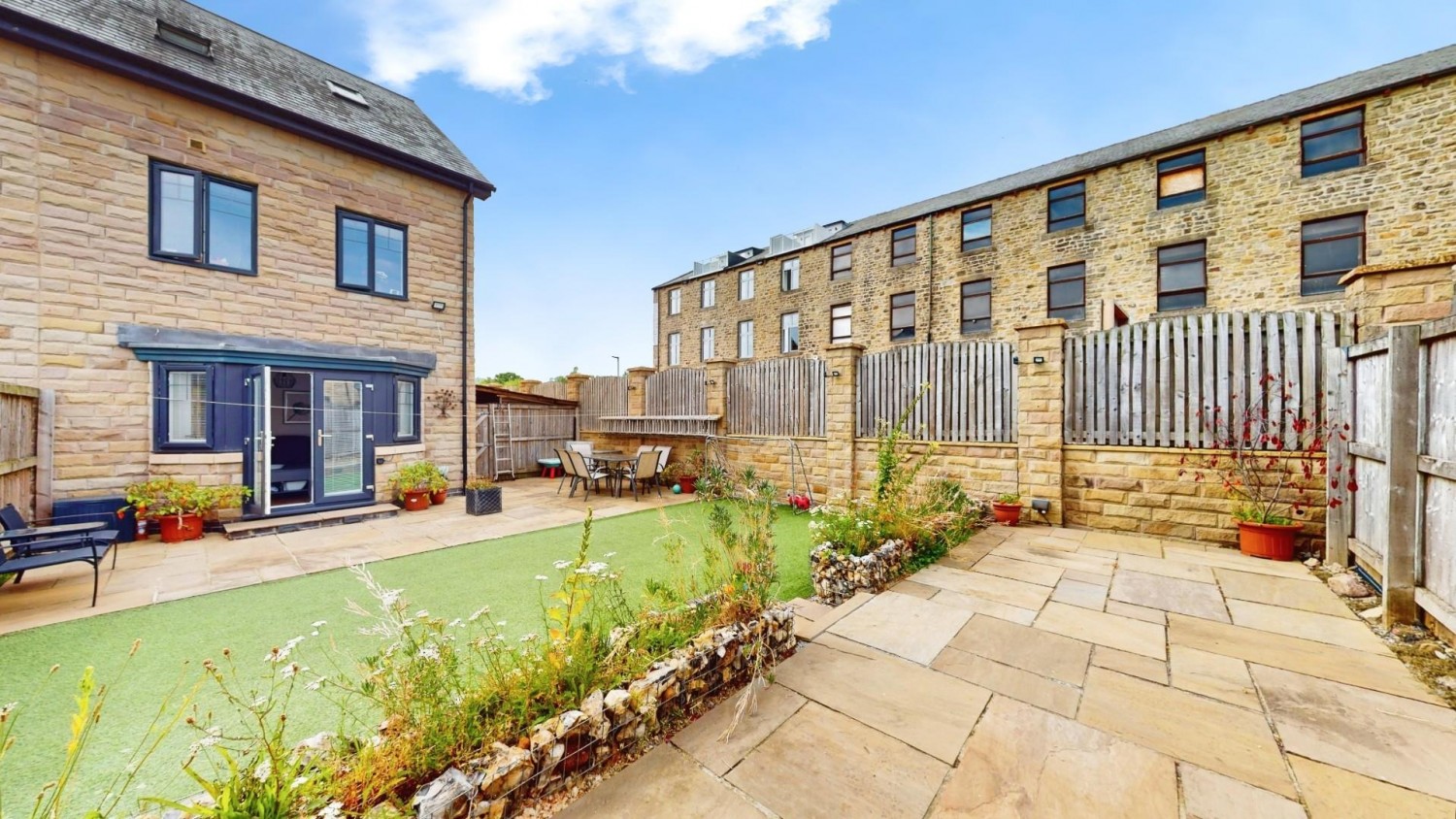 Broadstones, Salterforth