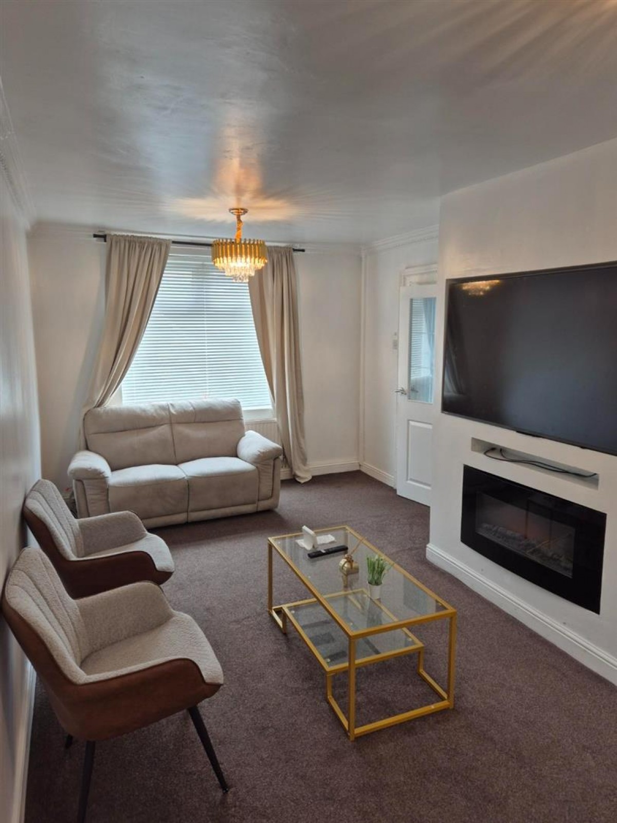 Dacre Close , Manchester, M24 4WG