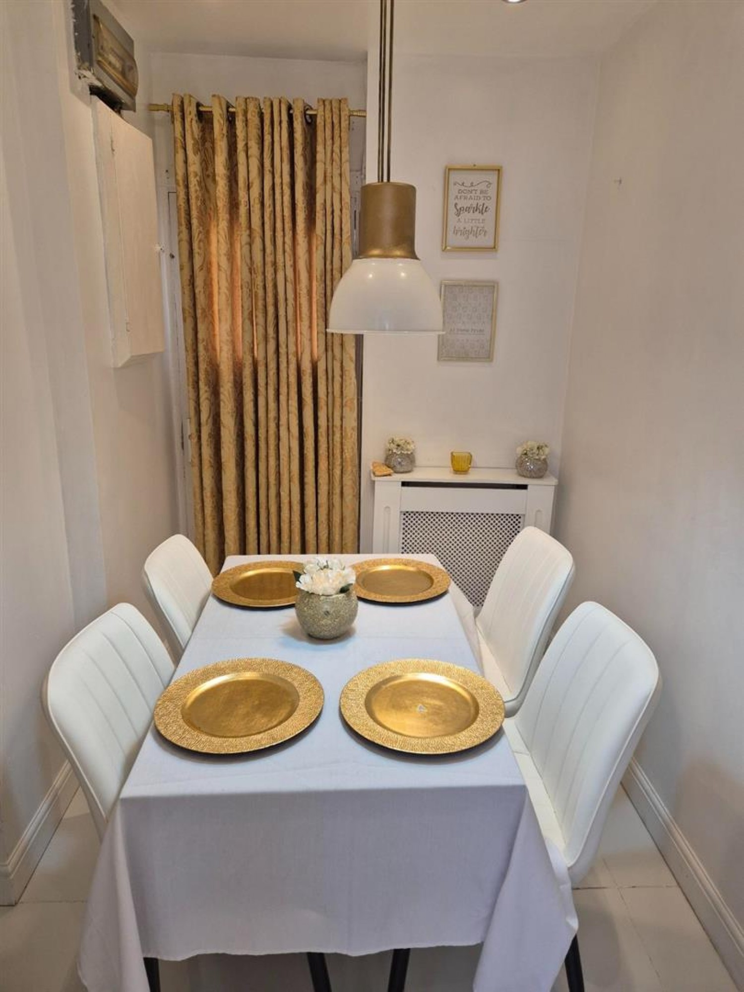 Dacre Close , Manchester, M24 4WG