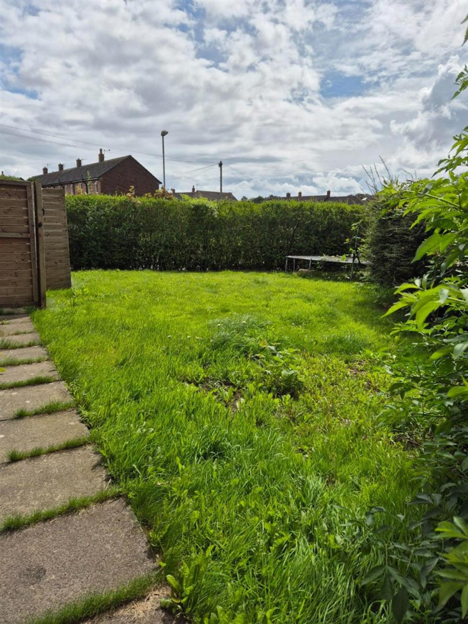 Dacre Close , Manchester, M24 4WG