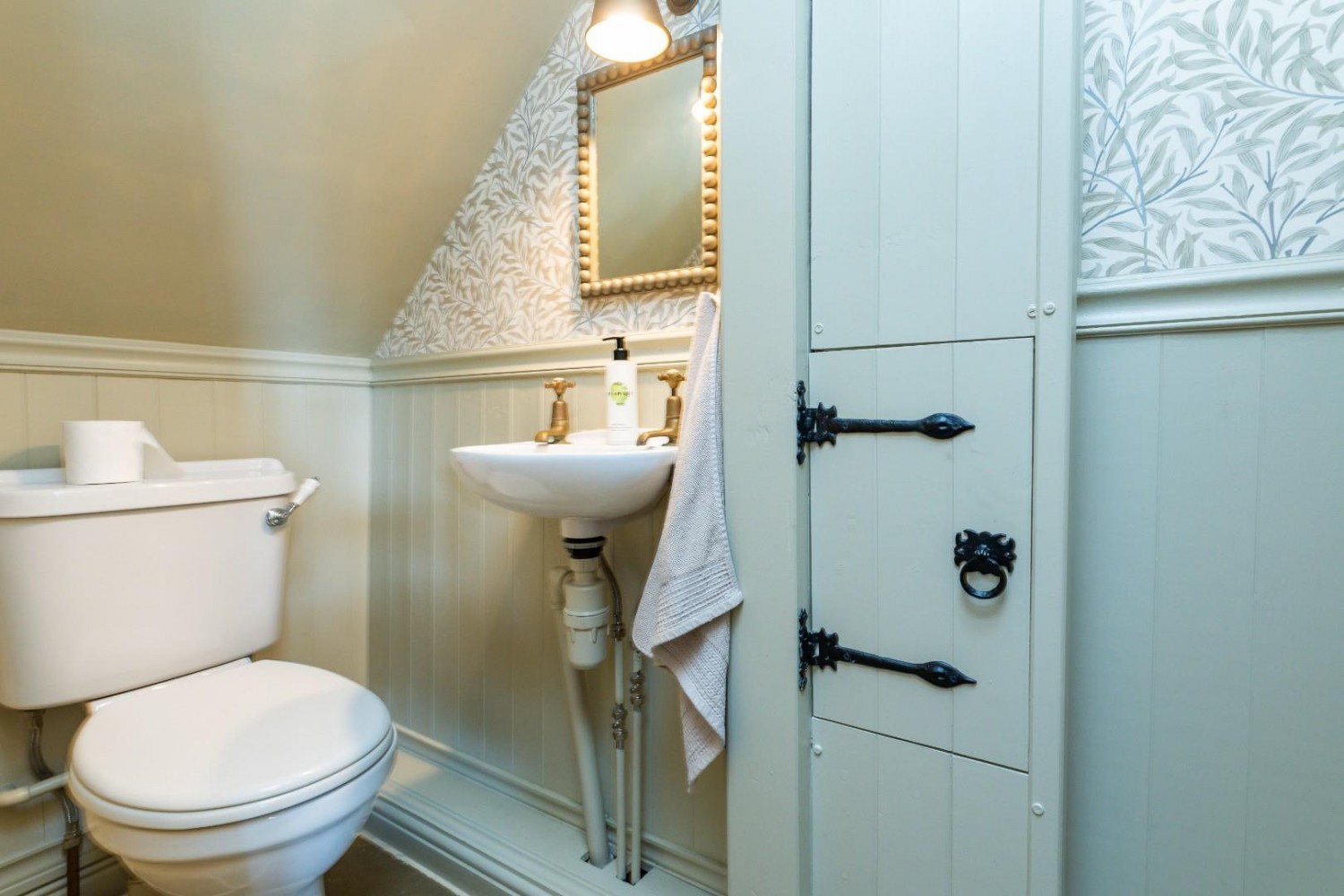 Kirkstead Abbey Mews, Scholes, Rotherham, S61 2UZ