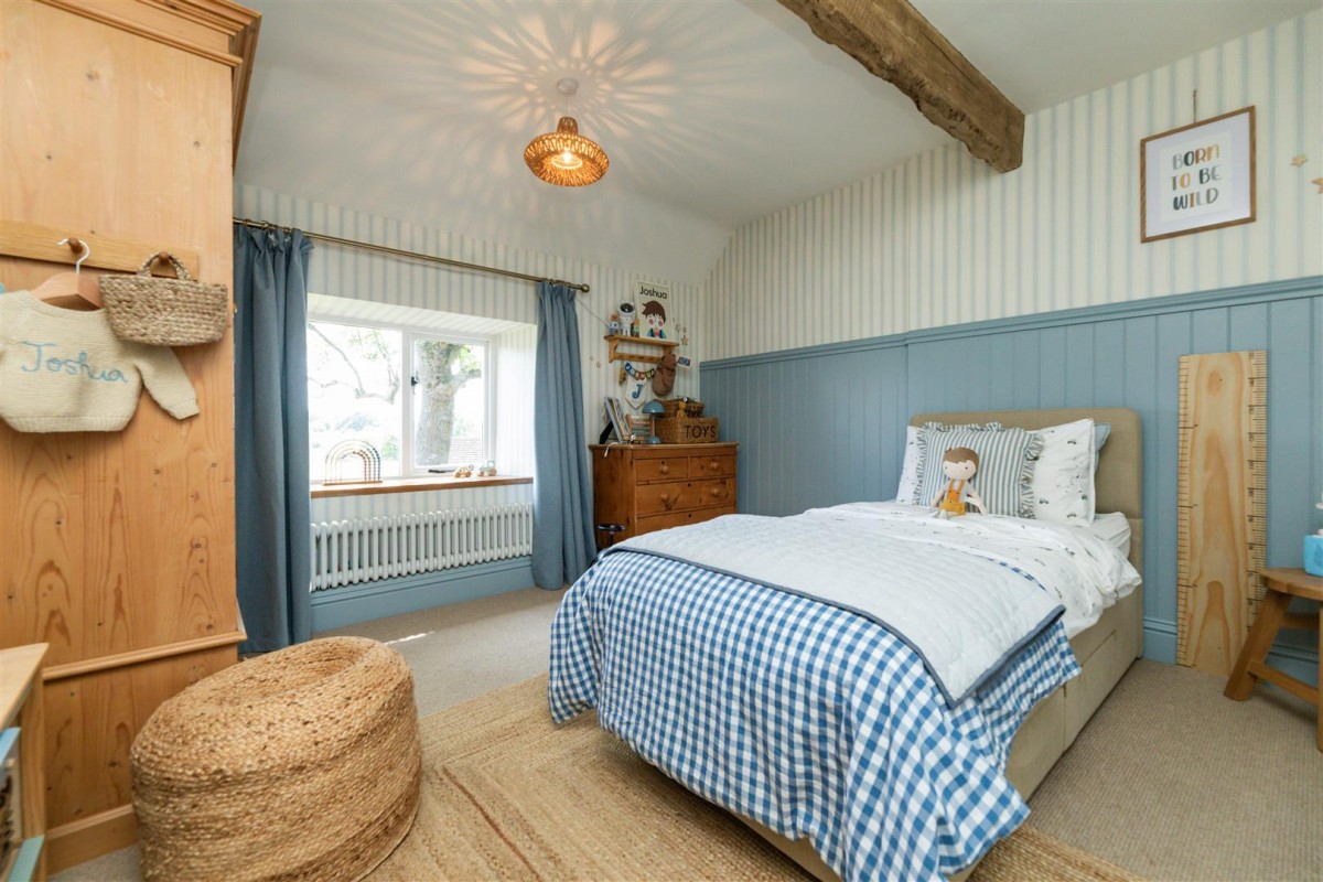 Kirkstead Abbey Mews, Scholes, Rotherham, S61 2UZ