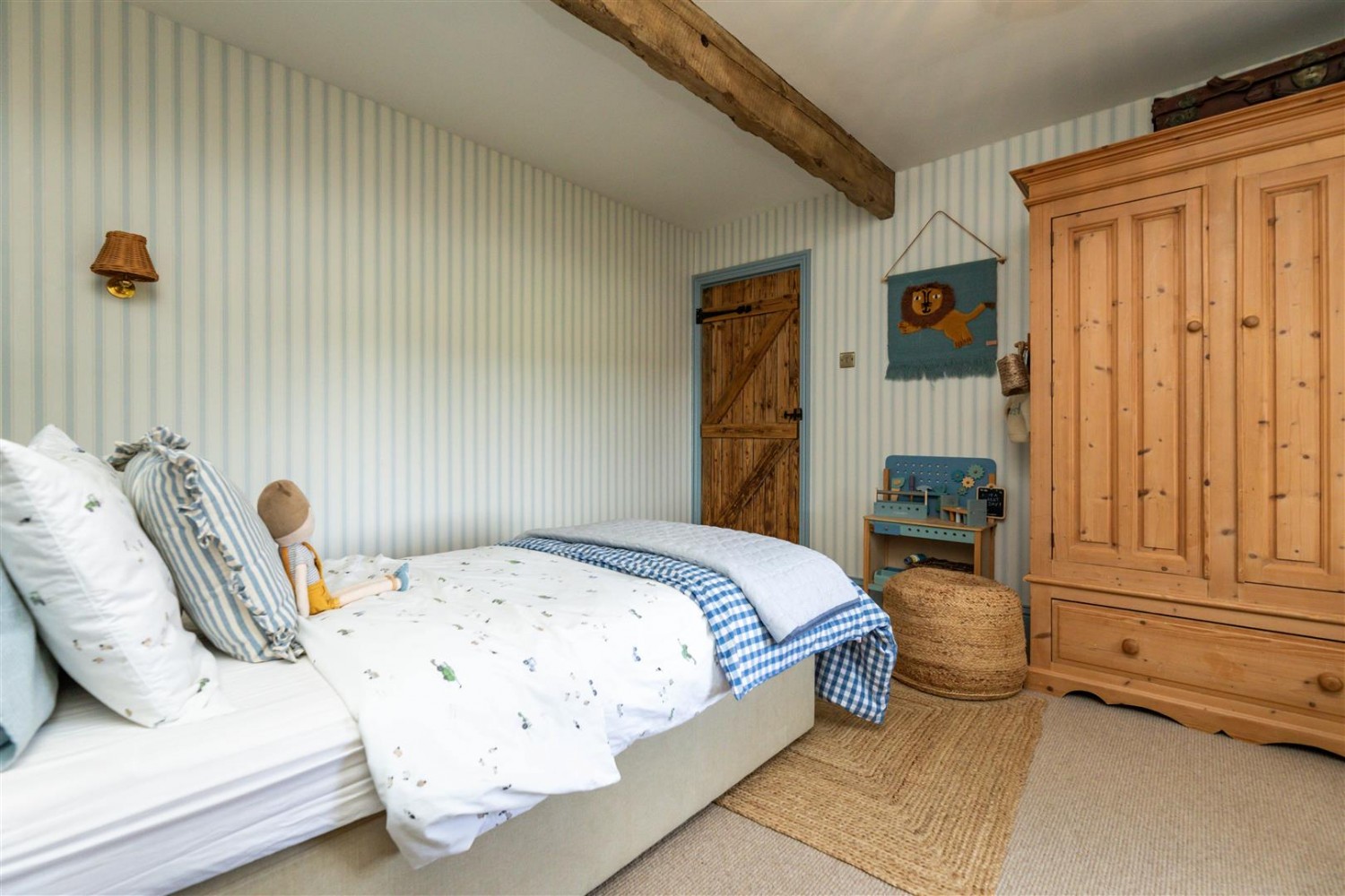 Kirkstead Abbey Mews, Scholes, Rotherham, S61 2UZ