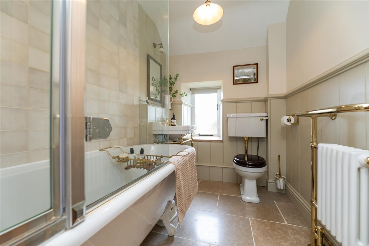 Kirkstead Abbey Mews, Scholes, Rotherham, S61 2UZ