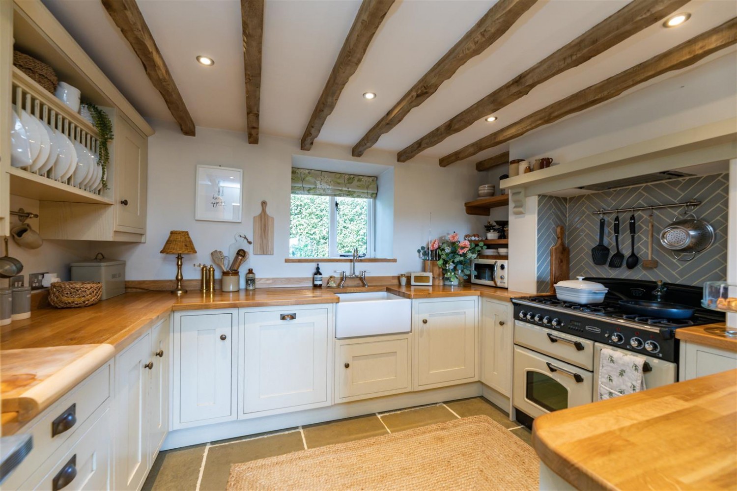 Kirkstead Abbey Mews, Scholes, Rotherham, S61 2UZ