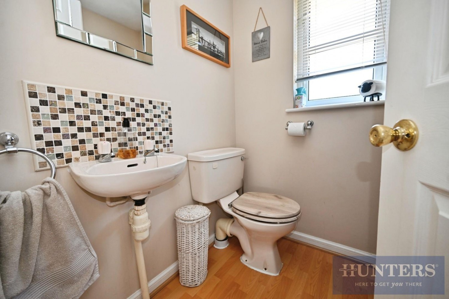 The Leavens, Apperley Bridge