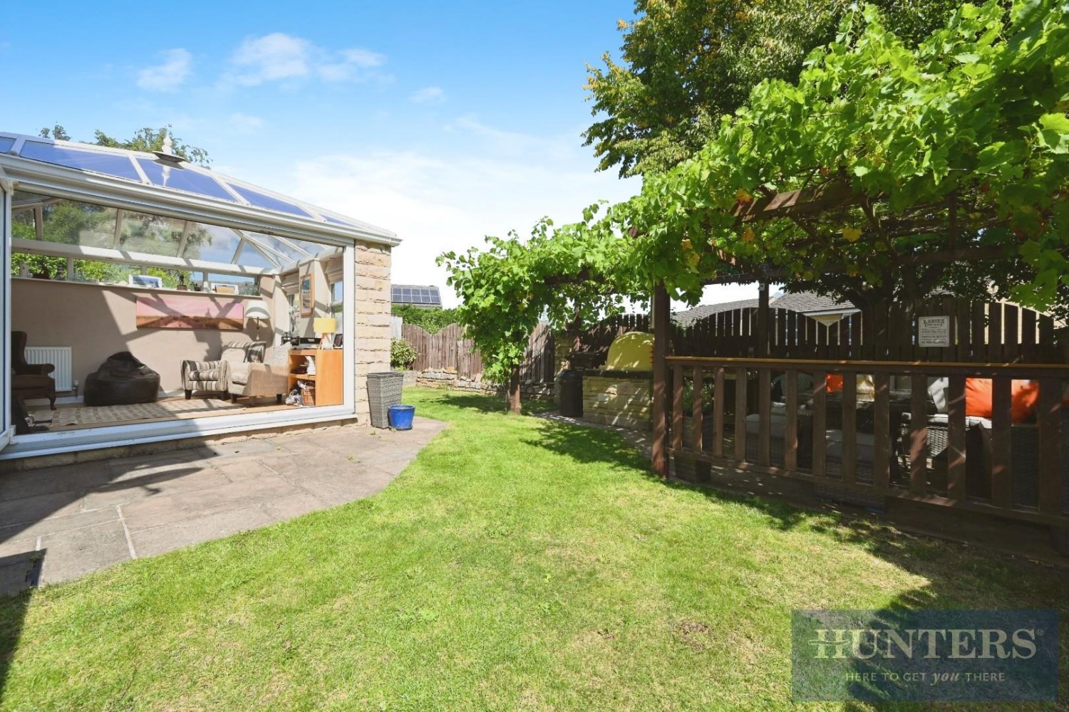 The Leavens, Apperley Bridge