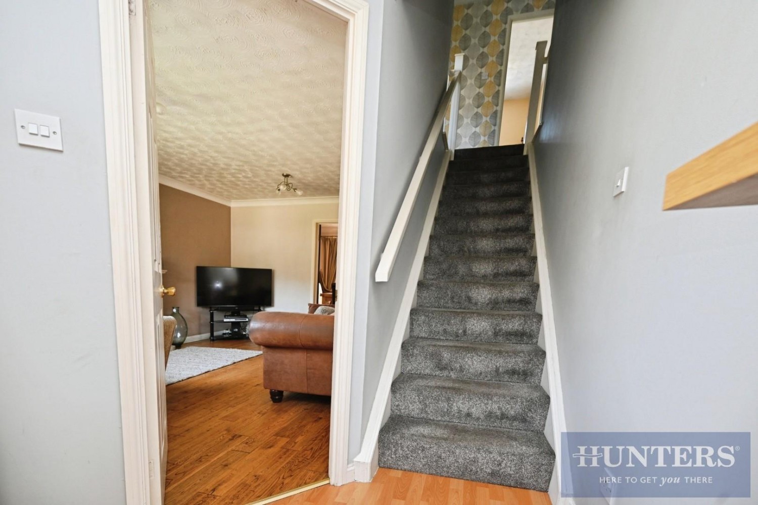 The Leavens, Apperley Bridge