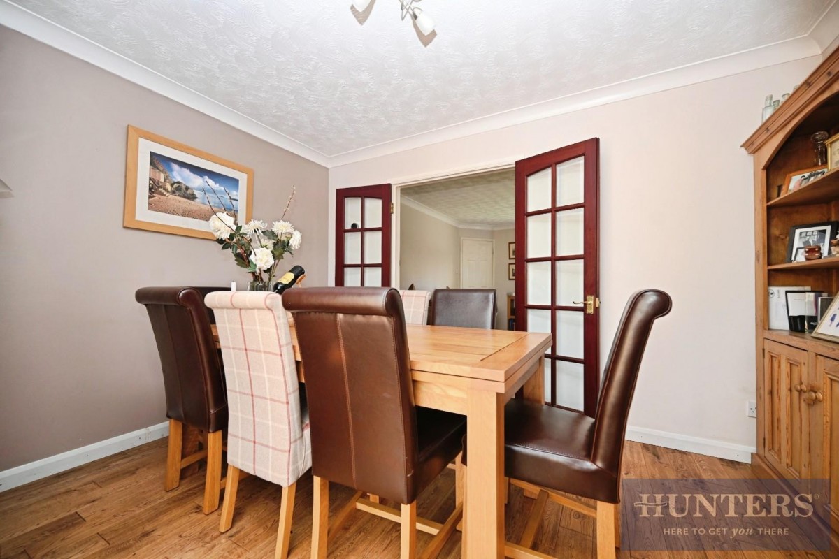 The Leavens, Apperley Bridge