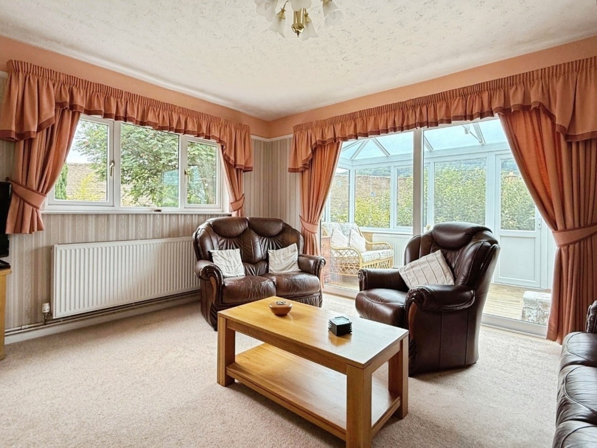 Lewiston Close, Brimscombe, Stroud