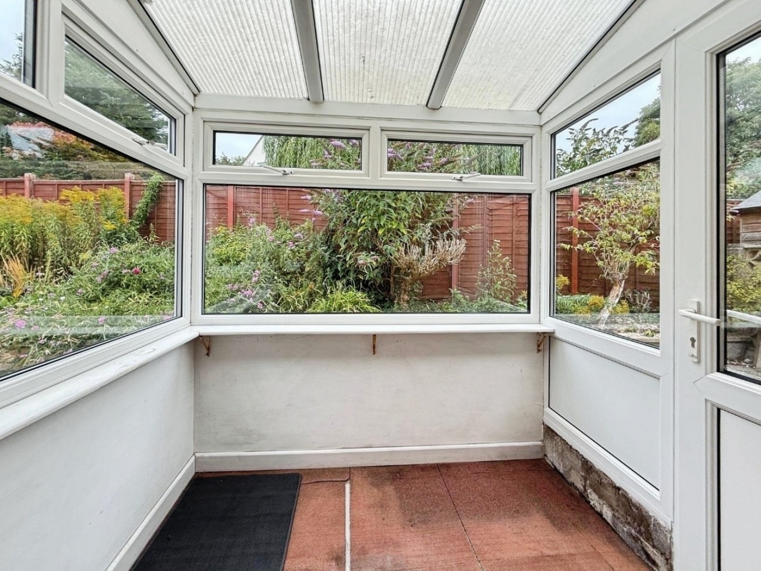 Lewiston Close, Brimscombe, Stroud