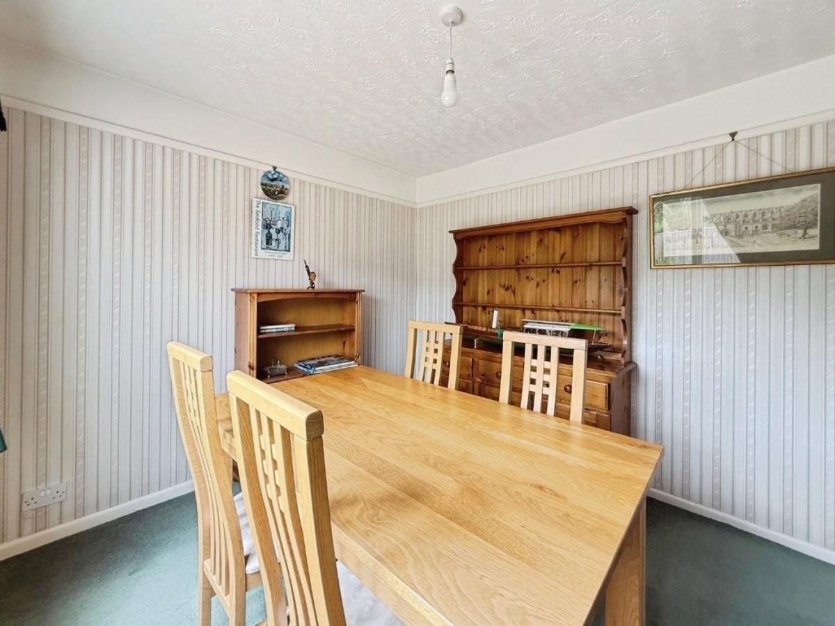 Lewiston Close, Brimscombe, Stroud