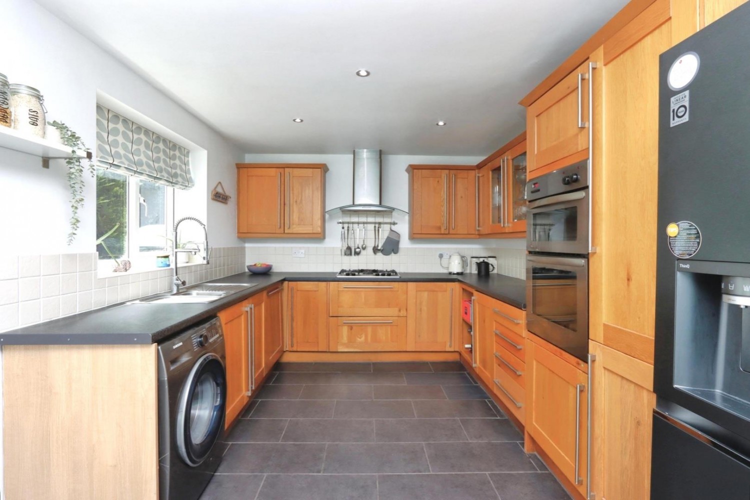 Meadow Head Drive, Meadow Head, Sheffield, S8 7TQ