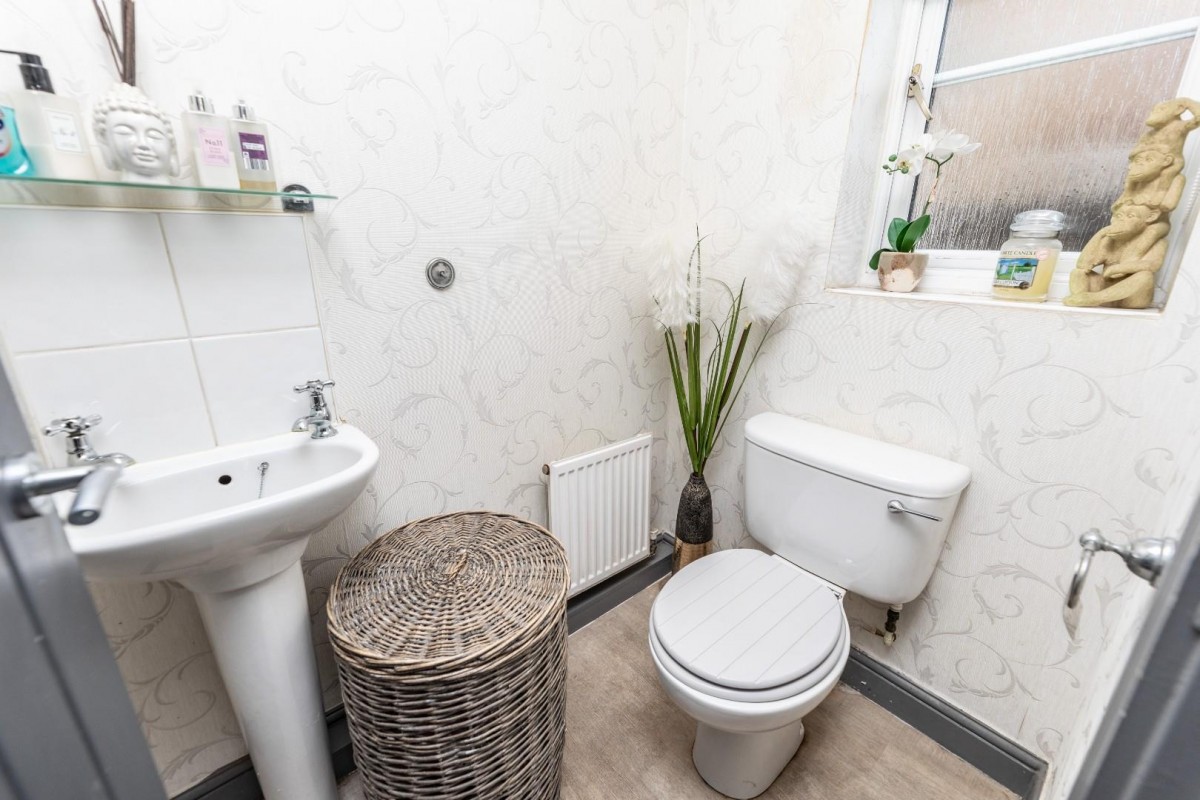 Redhill Walk, Castleford, WF10 4SJ