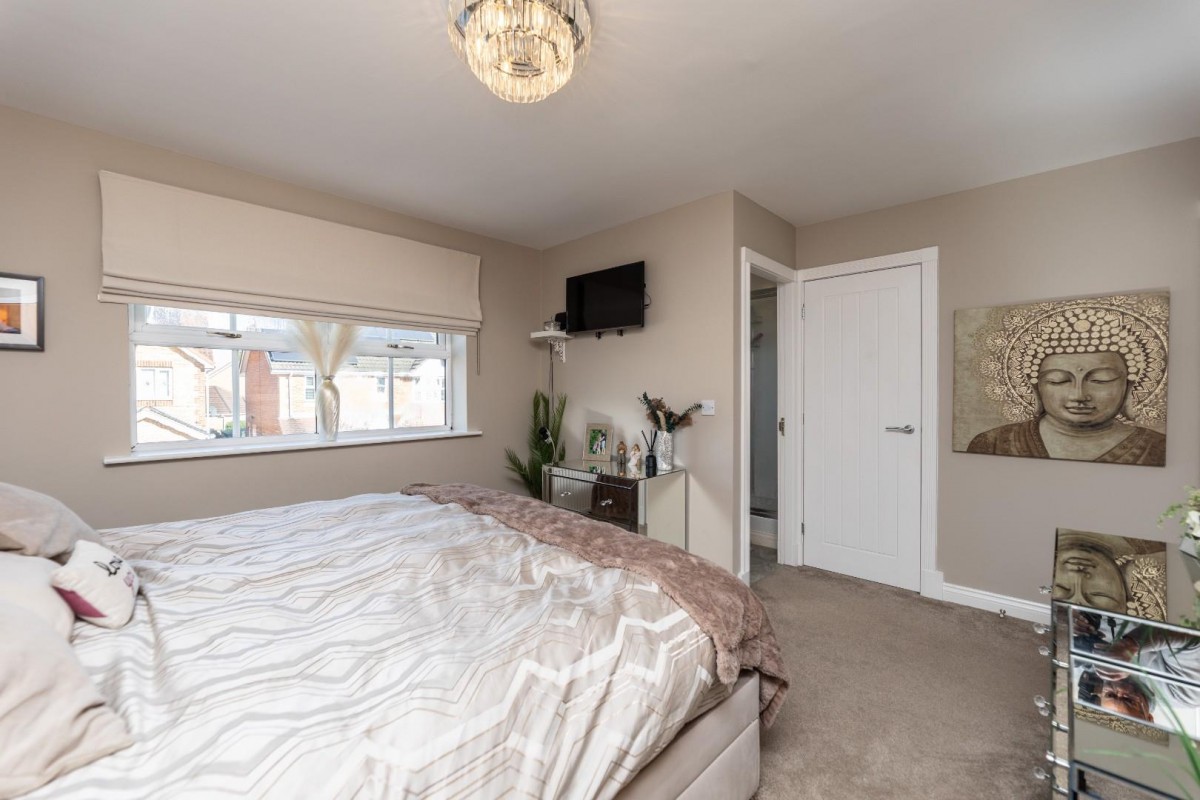 Redhill Walk, Castleford, WF10 4SJ