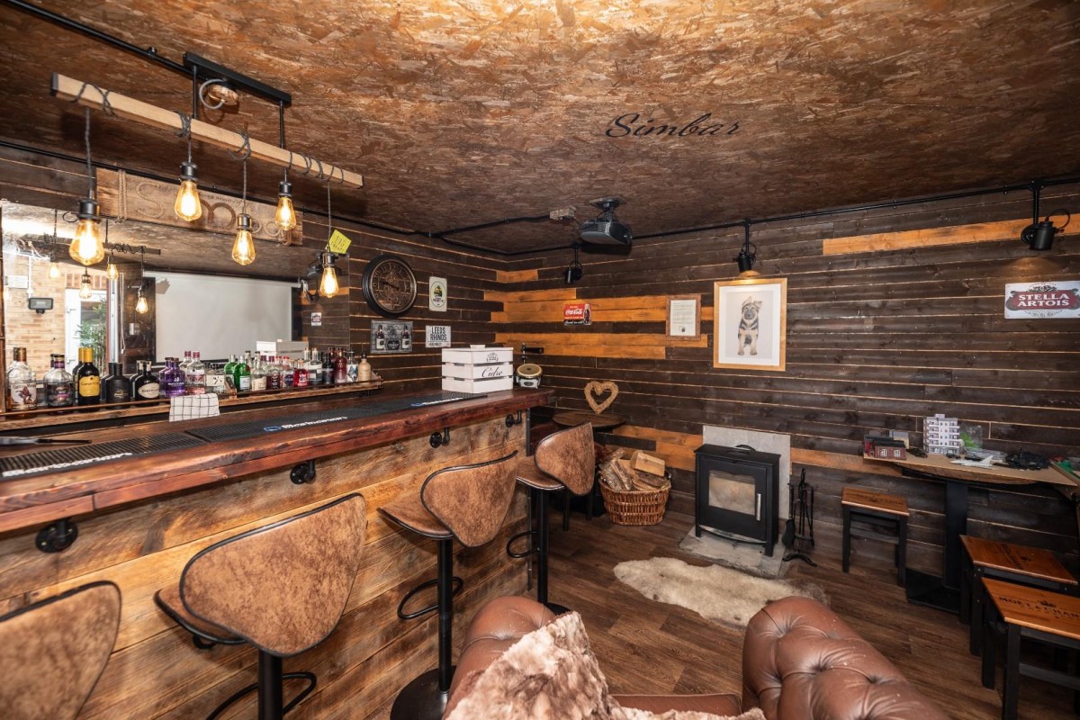 Redhill Walk, Castleford, WF10 4SJ