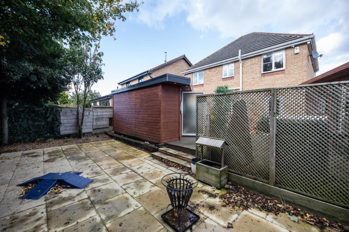 Redhill Walk, Castleford, WF10 4SJ