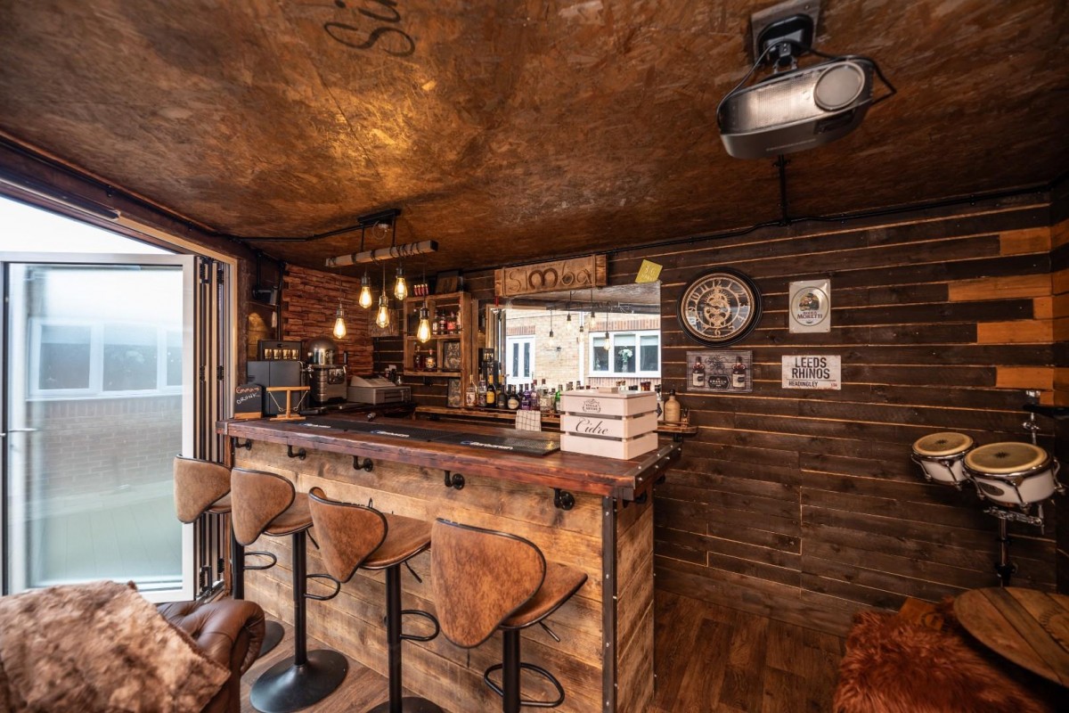 Redhill Walk, Castleford, WF10 4SJ