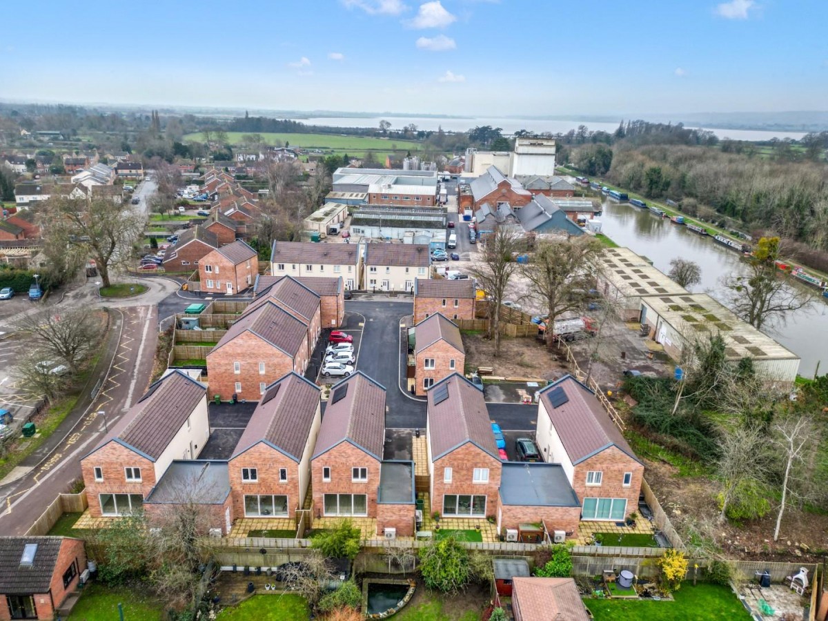 Lake Lane, Frampton On Severn, Gloucester