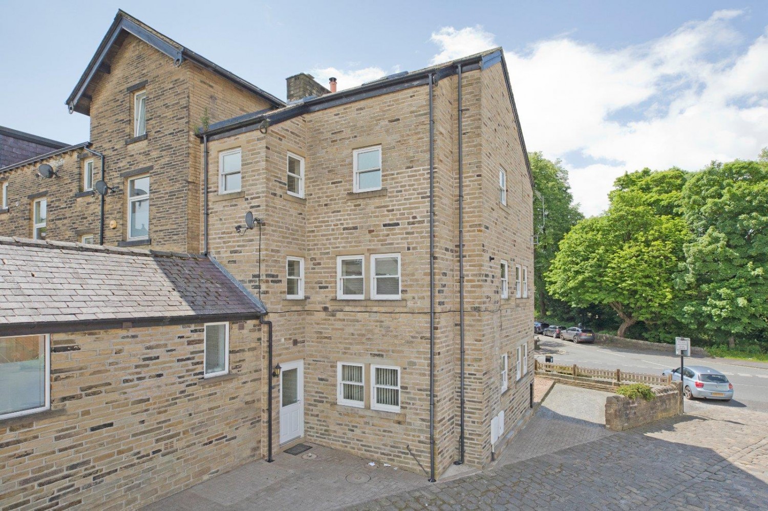 Bolton Bridge Road, Ilkley, LS29