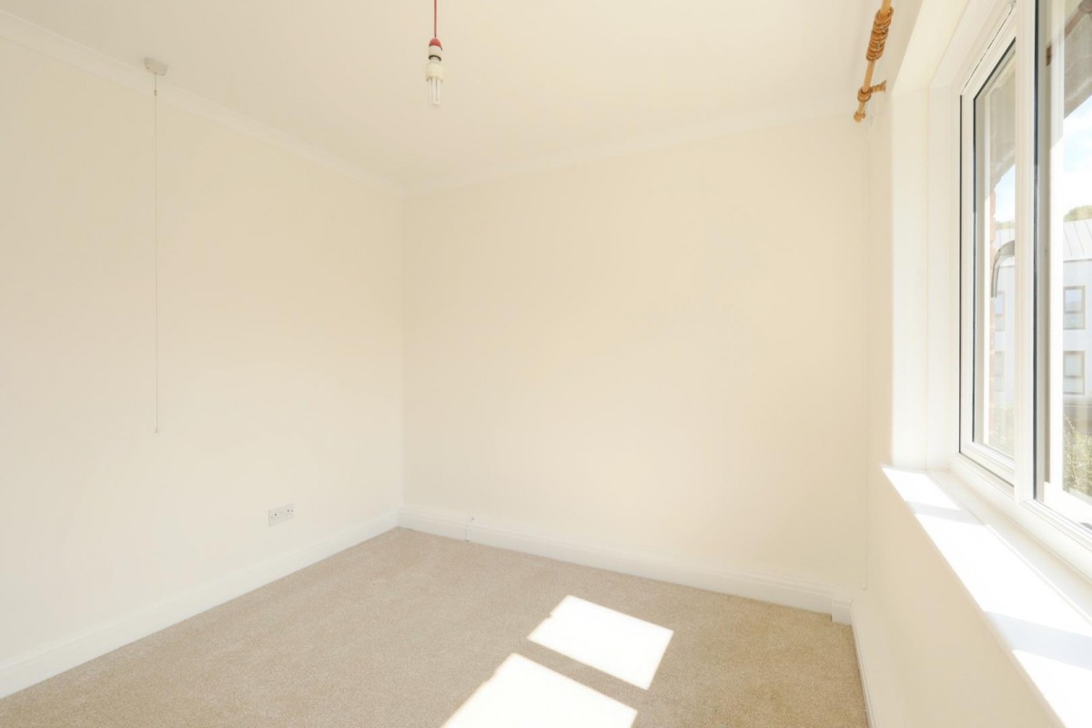 Osmaston Road, Woodseats, Sheffield, S8 0GT