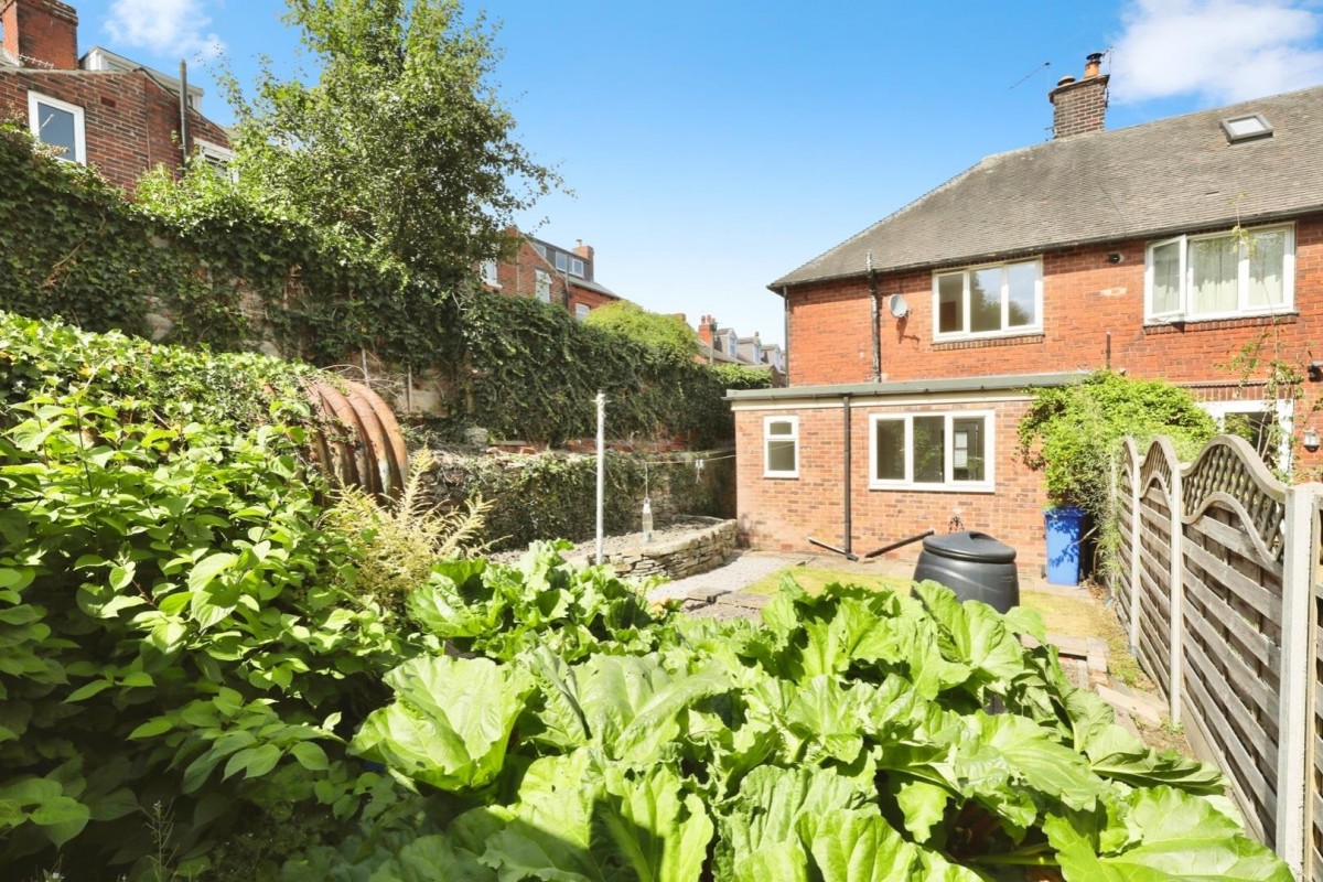 Osmaston Road, Woodseats, Sheffield, S8 0GT