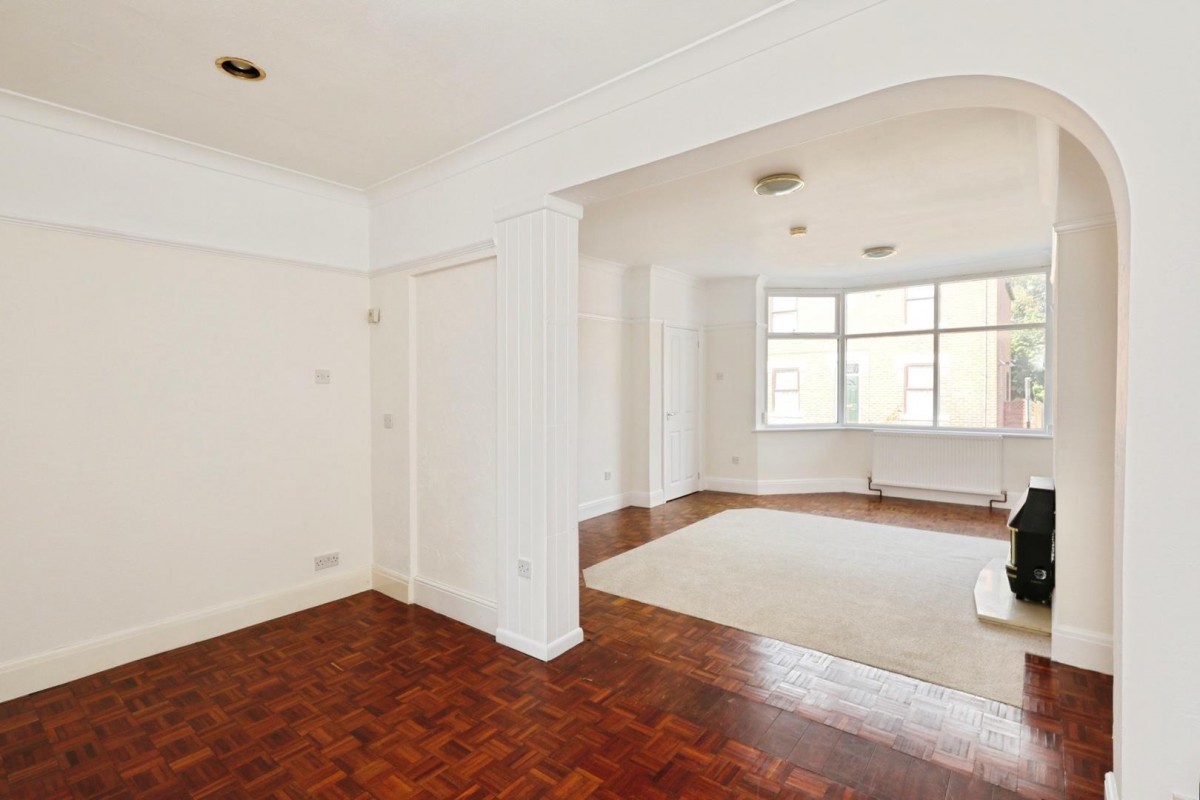 Osmaston Road, Woodseats, Sheffield, S8 0GT