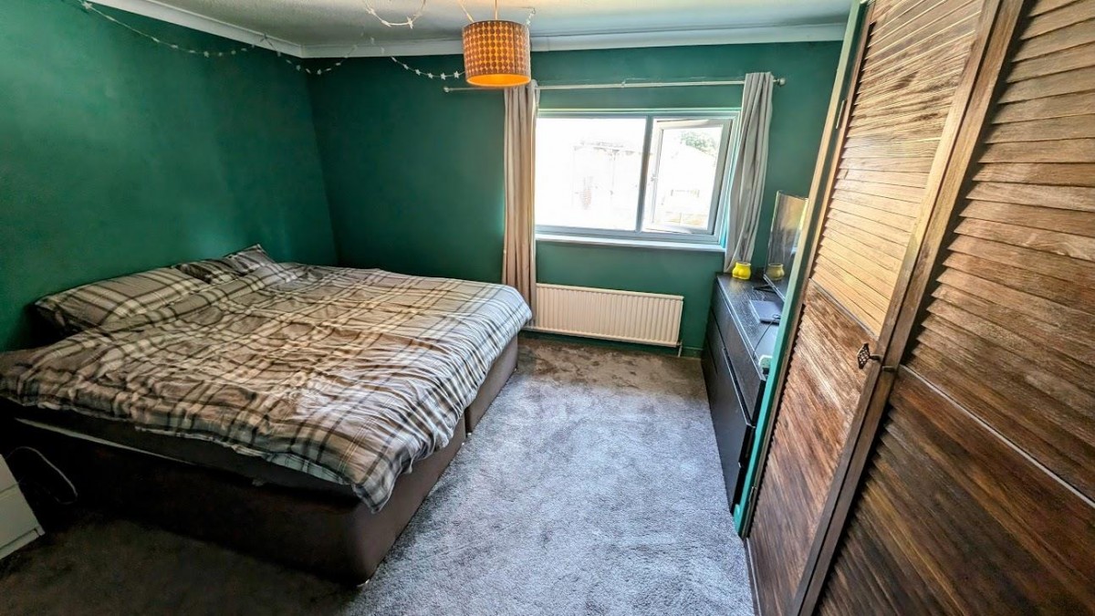 Sunningdale, Yate, Bristol