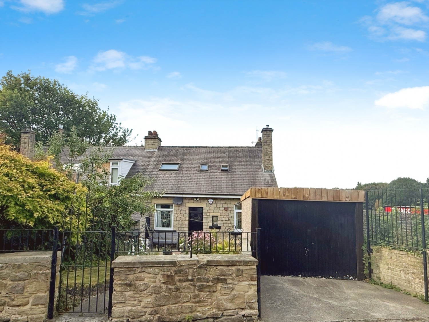 Leeds Road, Shipley