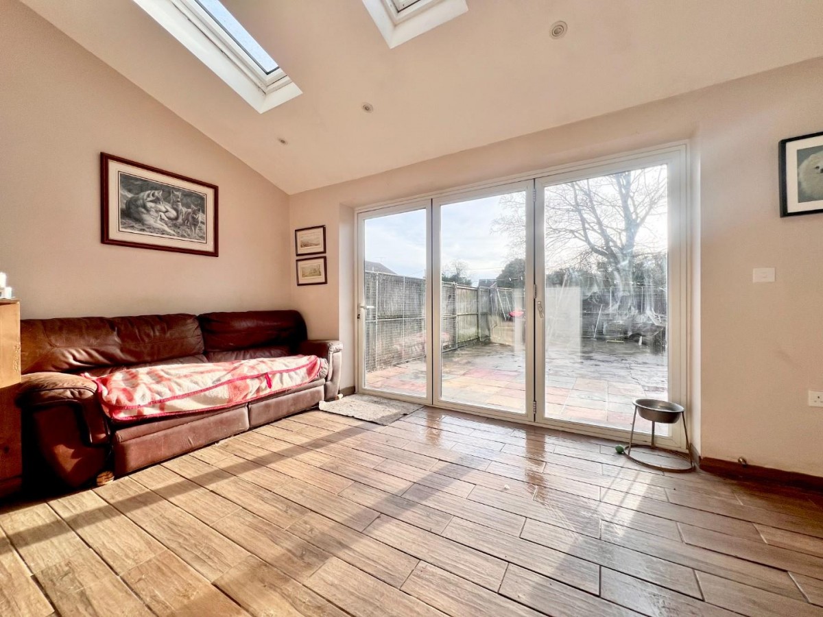 Washford Farm Road, Ashford