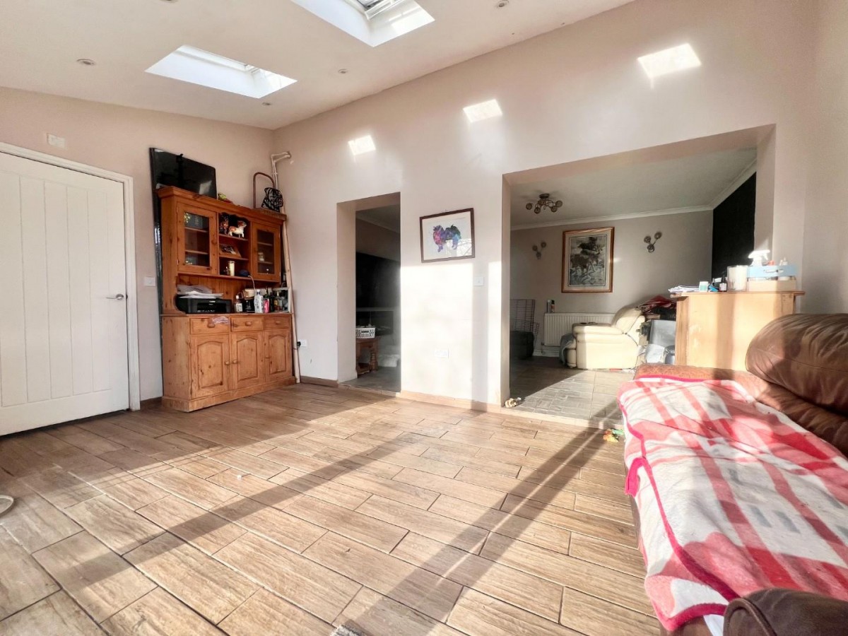 Washford Farm Road, Ashford