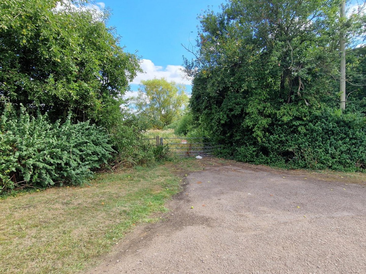 Thame Road, Blackthorn, Bicester