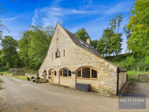 Wickfields, Cleeve Hill, Cheltenham