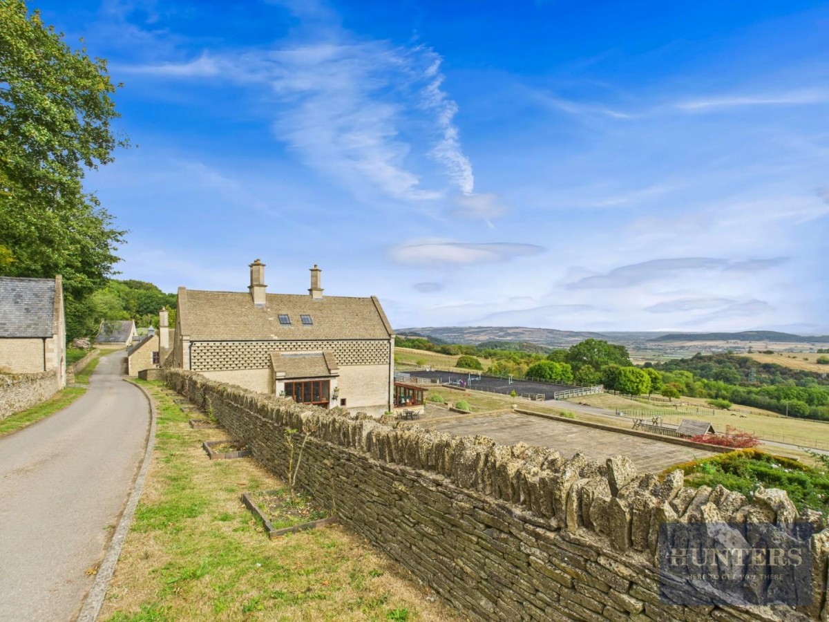 Wickfields, Cleeve Hill, Cheltenham