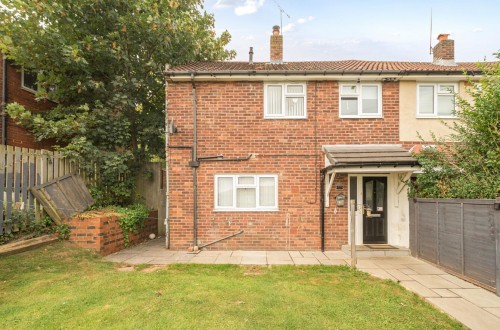 St James Walk, Horsforth, LS18