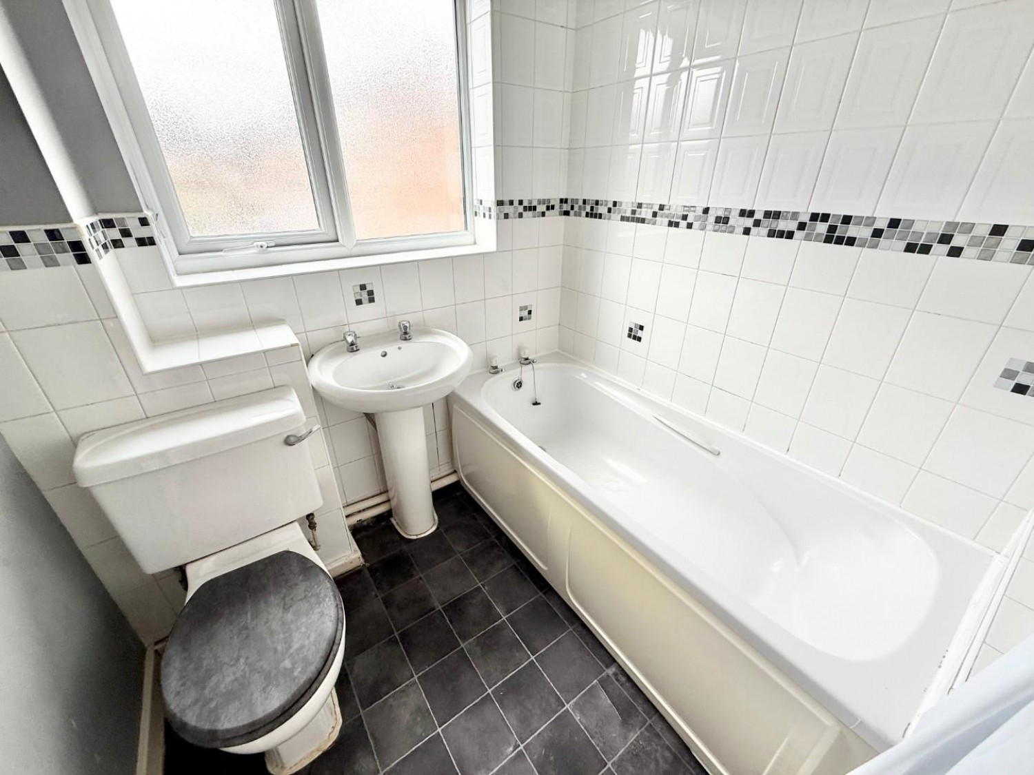 Greenhead Gardens, Chapeltown, Sheffield, S35 1AR