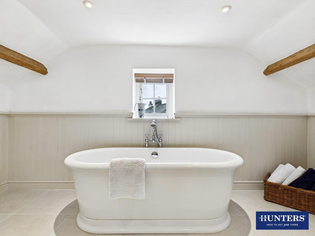 Bank Cottage, Bowness-On-Solway, CA7